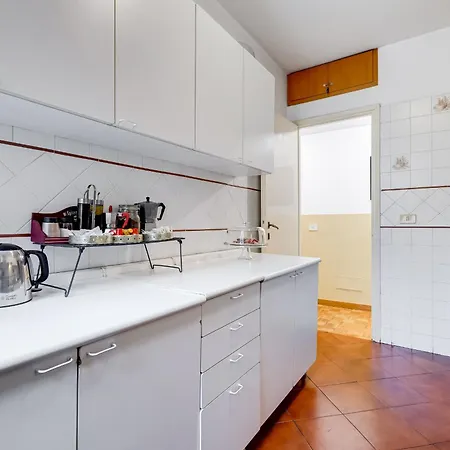 Bigfamilyrome - Spanish Steps Apartman *