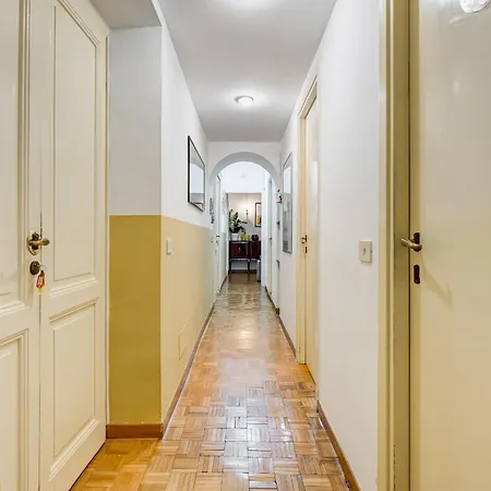 Apartman Bigfamilyrome - Spanish Steps *