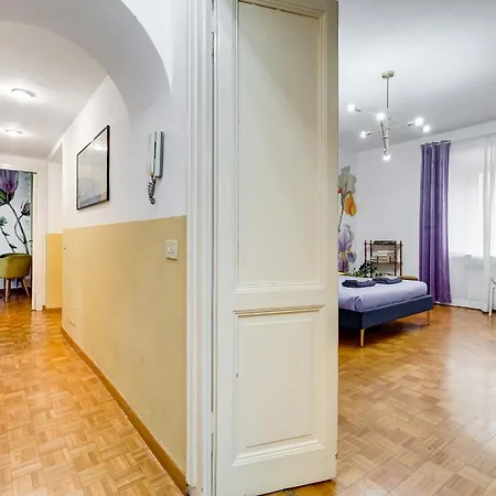 Bigfamilyrome - Spanish Steps Apartman